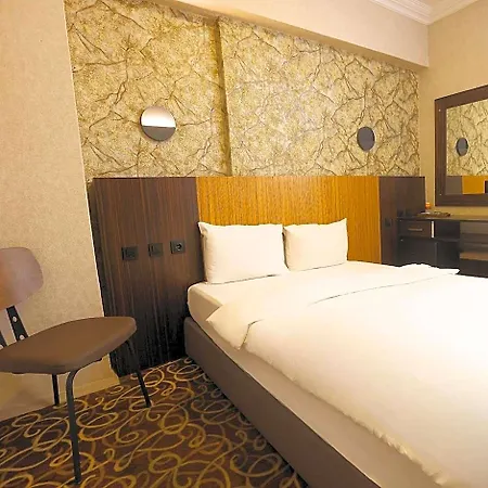 Hotel Esin *