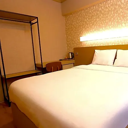 Esin Hotel